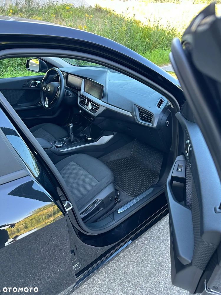 BMW Seria 1 118i - 10