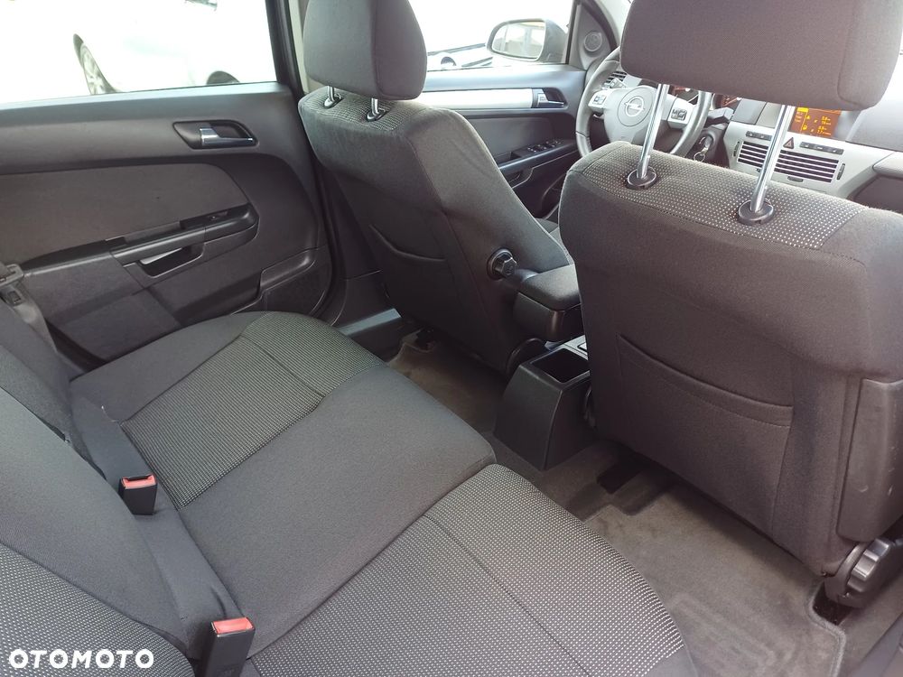 Opel Astra 1.6 Cosmo - 18