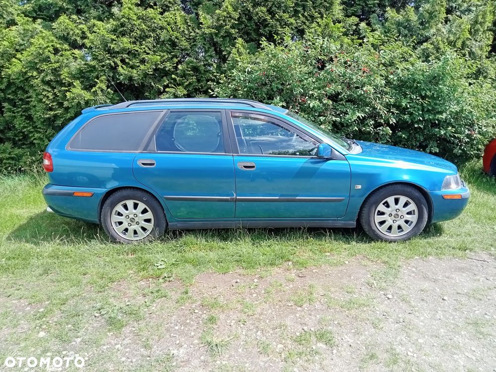 Volvo V40 2.0 - 2