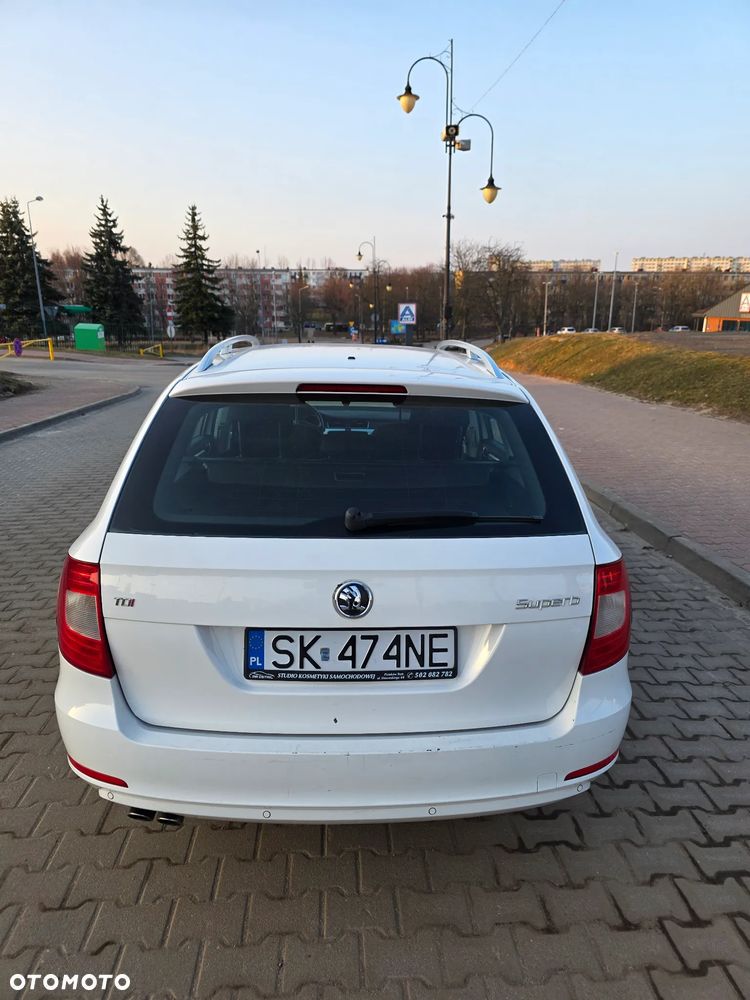Skoda Superb 2.0 TDI Comfort - 5