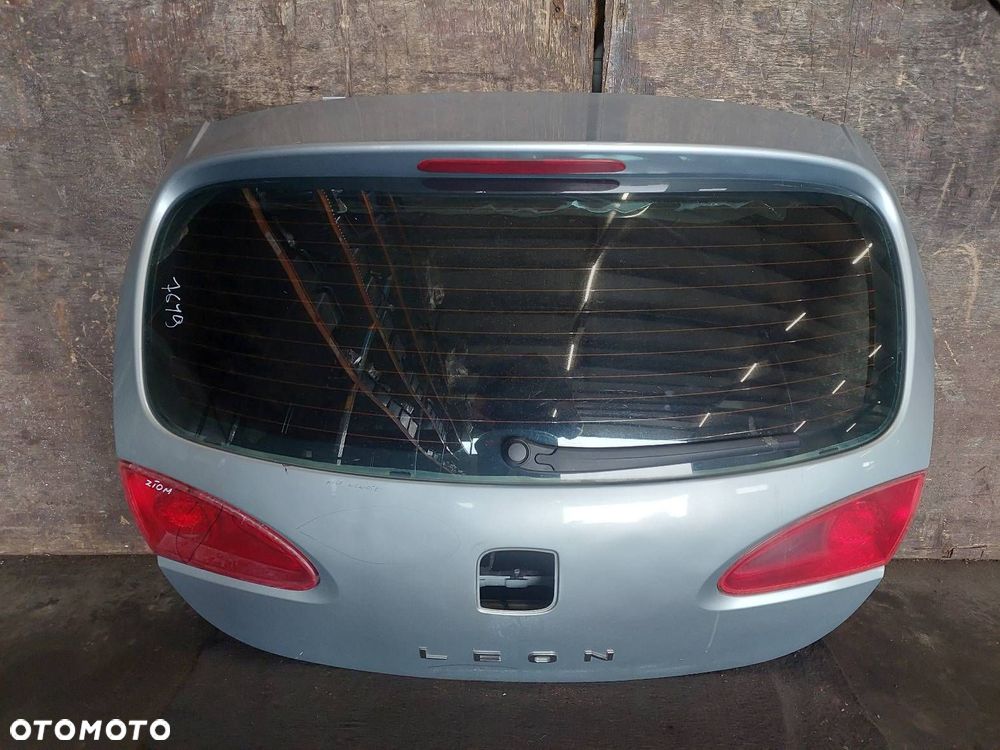 KLAPA BAGAŻNIKA + LAMPY SEAT LEON II LS7Y - 4
