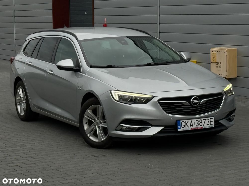 Opel Insignia - 1