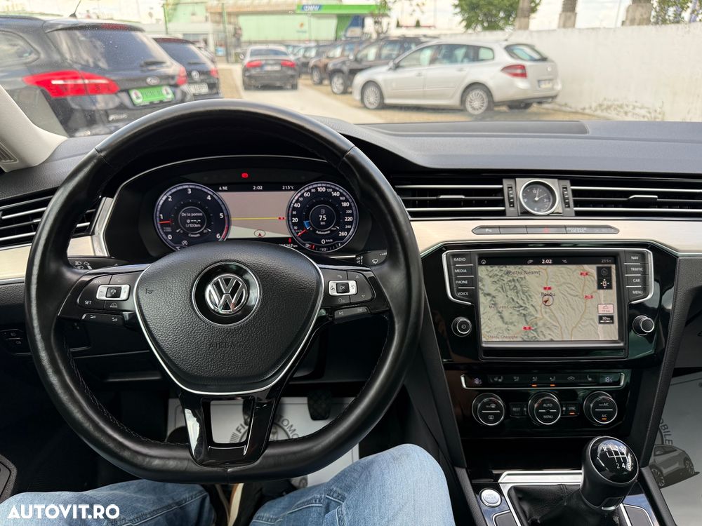 Volkswagen Passat 1.6 TDI (BlueMotion Technology) Trendline - 17