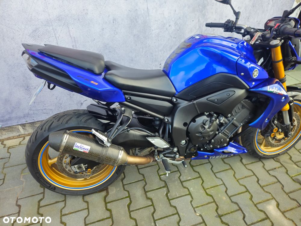 Yamaha FZ8 - 6