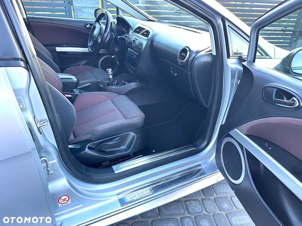 Seat Leon 2.0 FSI Reference - 9