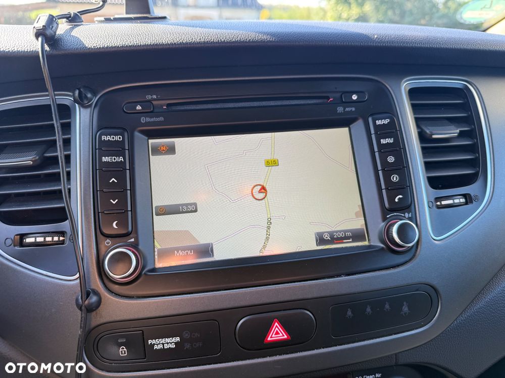 Kia Carens 1.7 CRDi L - 18