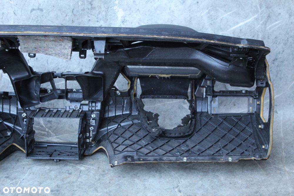 DESKA ROZDZIELCZA KOKPIT EUROPA WYSTRZELONY BMW X5 E70 - 10