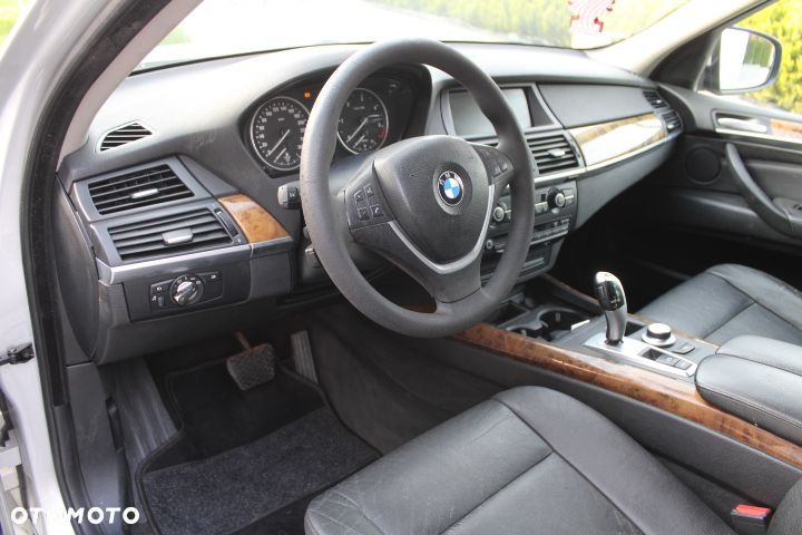 BMW X5 xDrive30d - 13