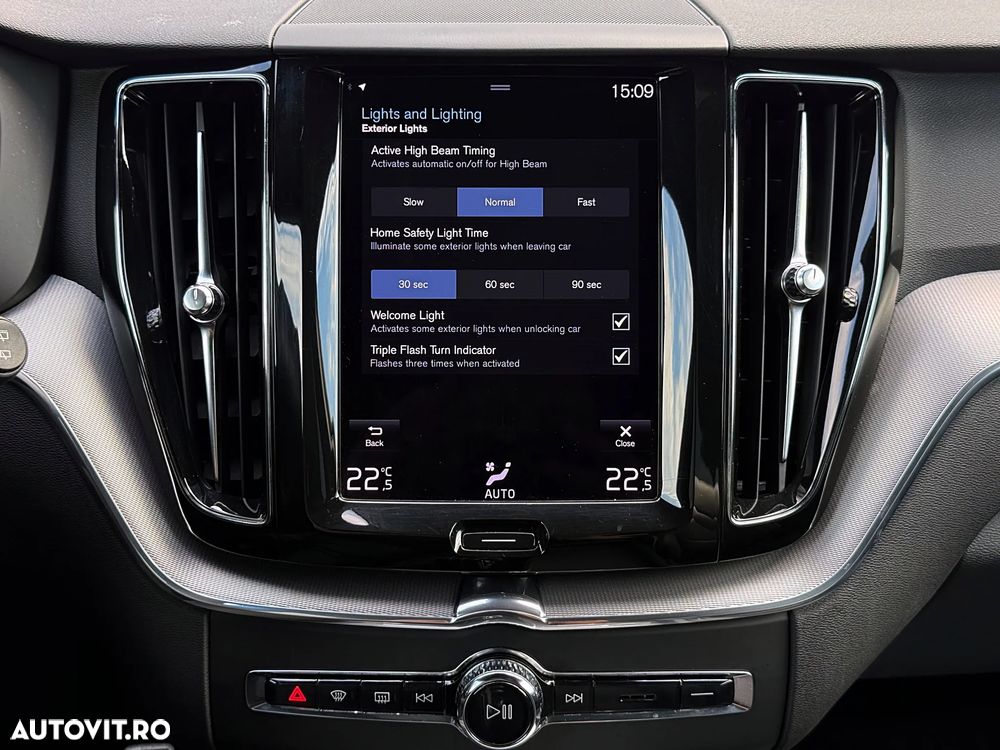 Volvo XC 60 B4 D AWD Geartronic RDesign - 36