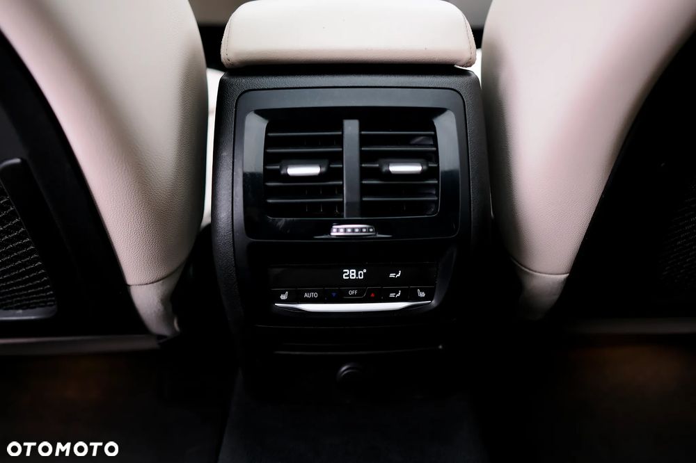 BMW X3 xDrive30i xLine - 37