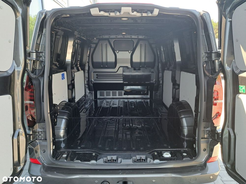 Volkswagen Transporter - 9