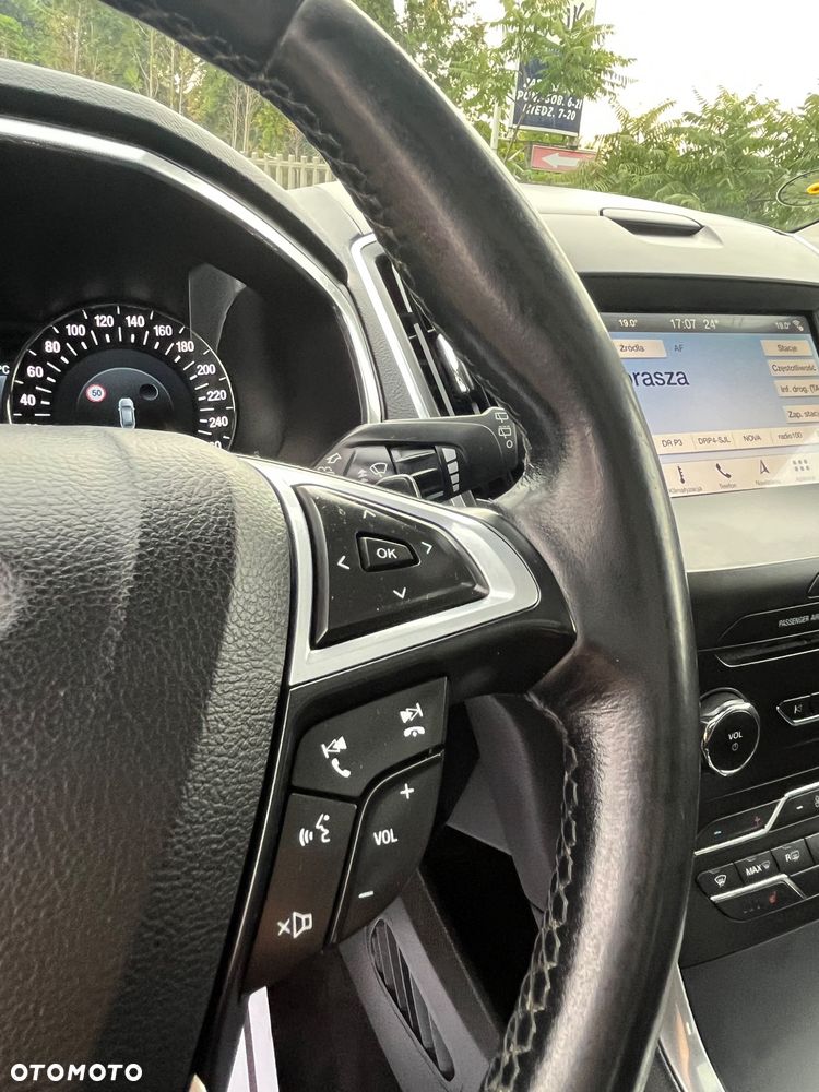 Ford Galaxy 2.0 EcoBlue S&S TITANIUM - 32