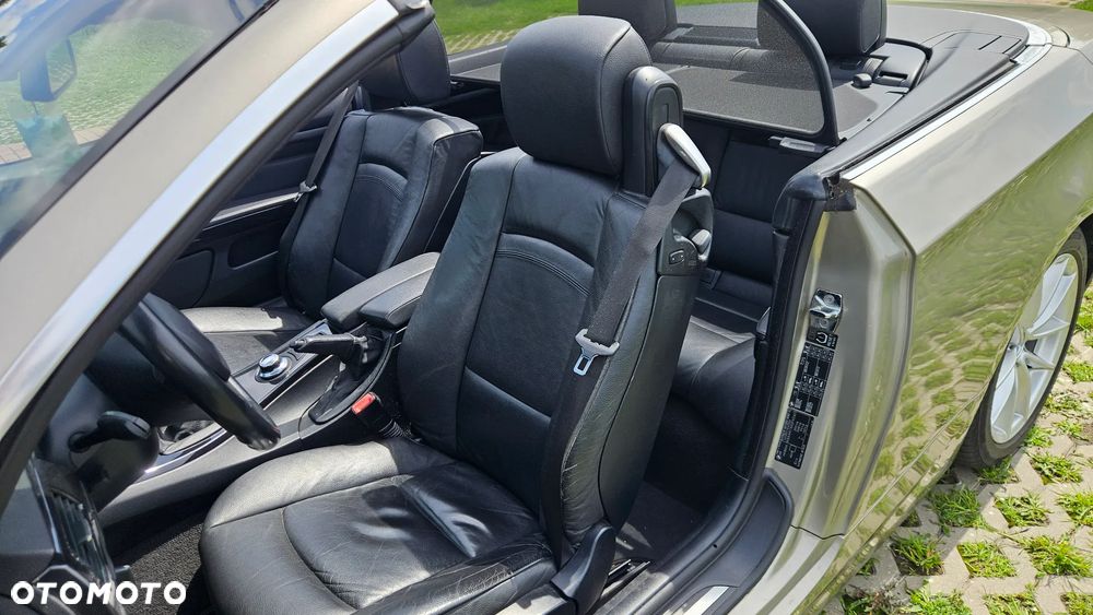 BMW Seria 3 320i - 16