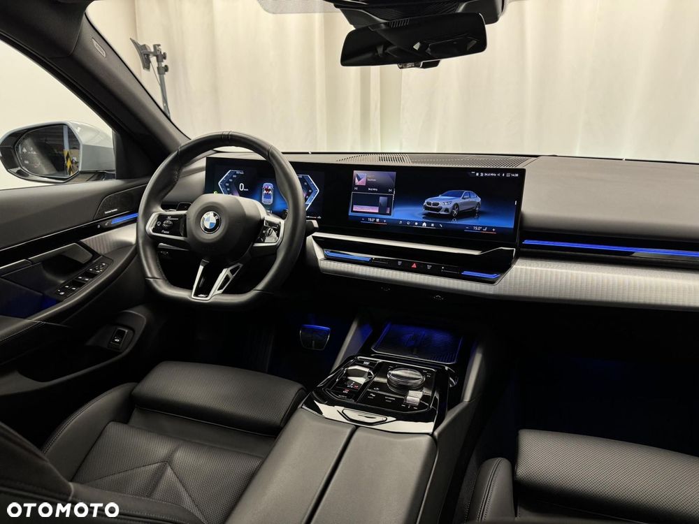BMW Seria 5 - 24