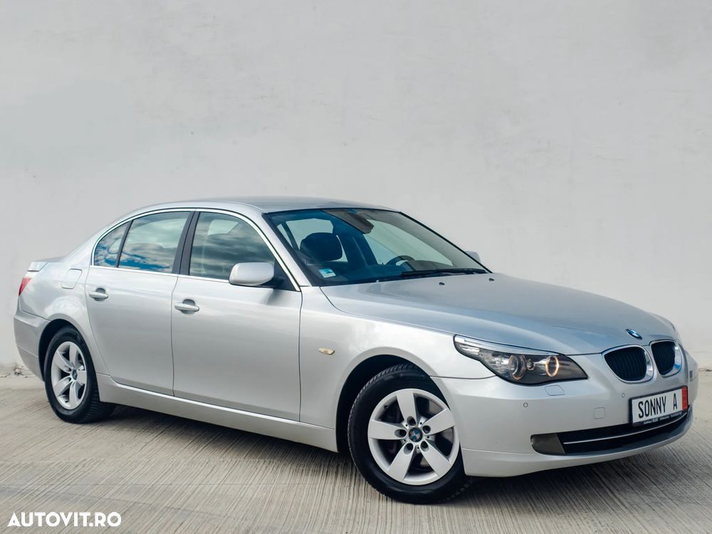 BMW Seria 5 520d Edition Exclusive - 4
