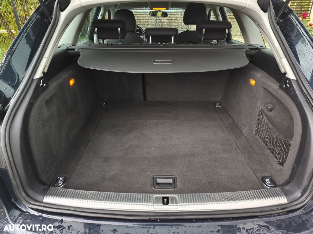 Audi A4 Avant 2.0 TDI DPF clean diesel multitronic Ambiente - 13