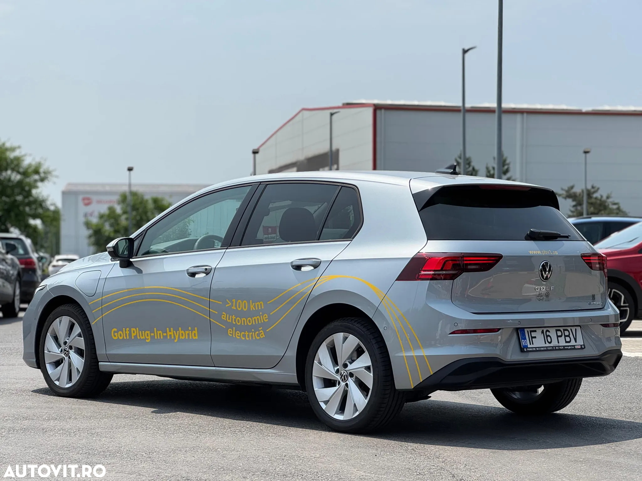 Volkswagen Golf 1.5 TSI eHybrid DSG PHEV Life - 4