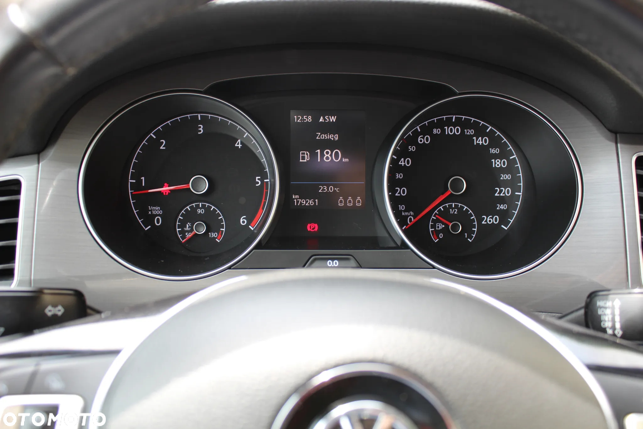 Volkswagen Golf Sportsvan - 25