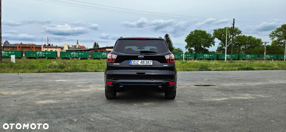 Ford Kuga 1.5 EcoBoost 2x4 ST-Line - 18