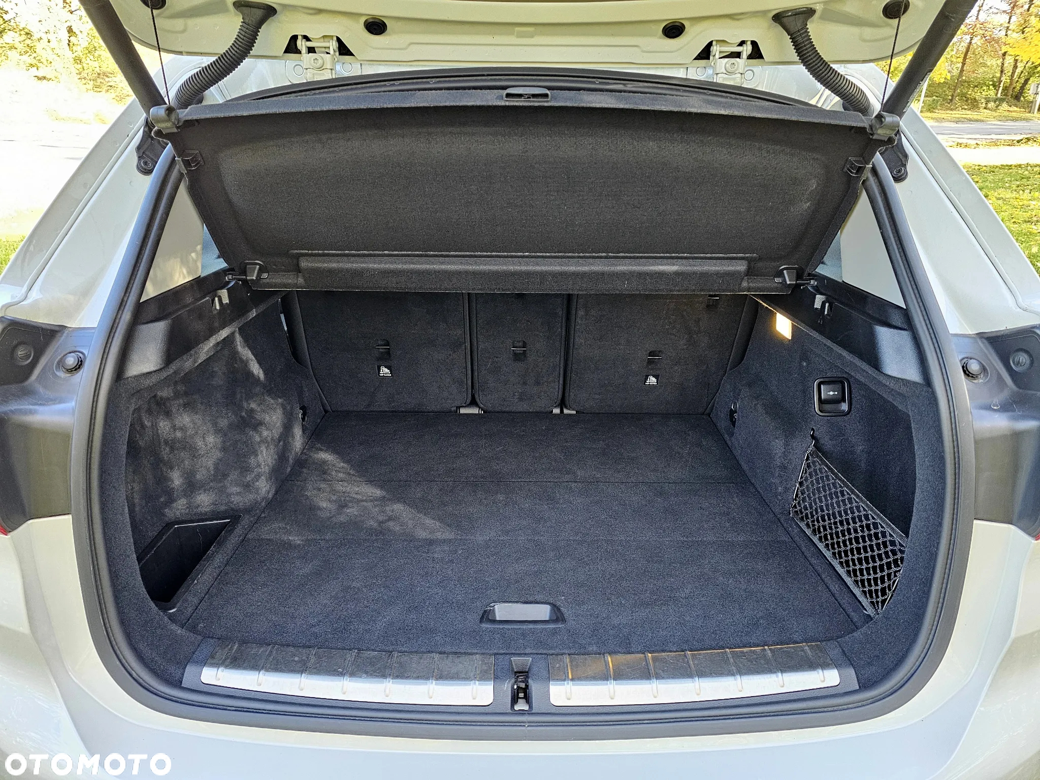 BMW X1 sDrive18d xLine - 27