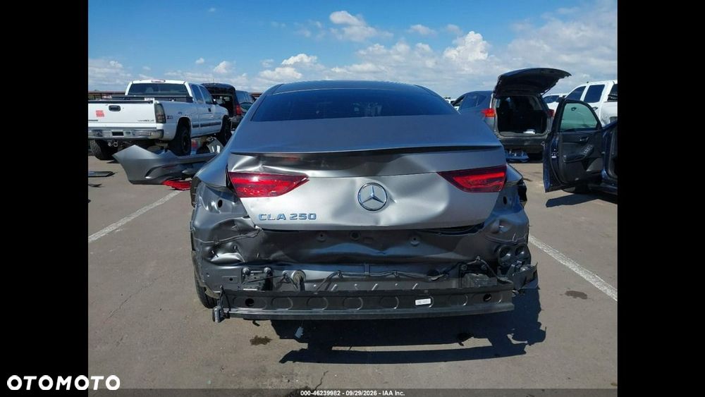 Mercedes-Benz CLA 250 4Matic 7G-DCT AMG Line - 7
