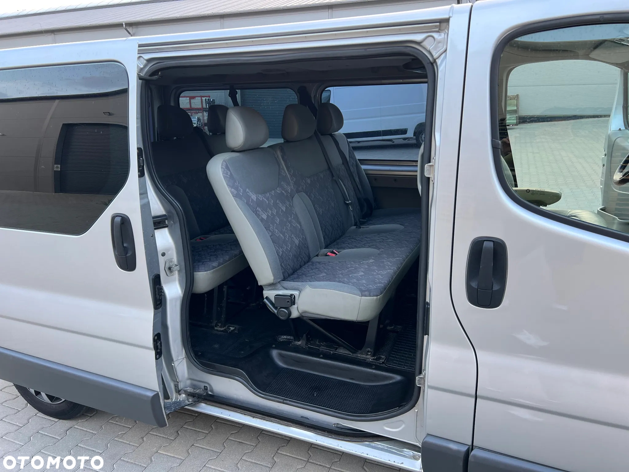 Opel Vivaro L2H1 - 15