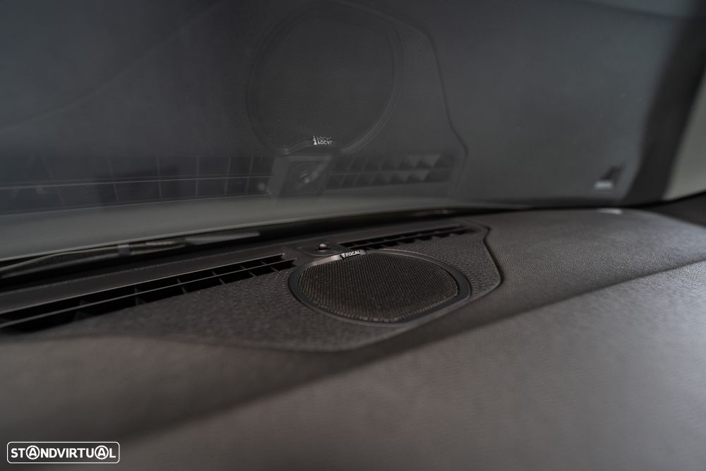 Peugeot 408 1.6 Hybrid GT e-EAT8 - 39