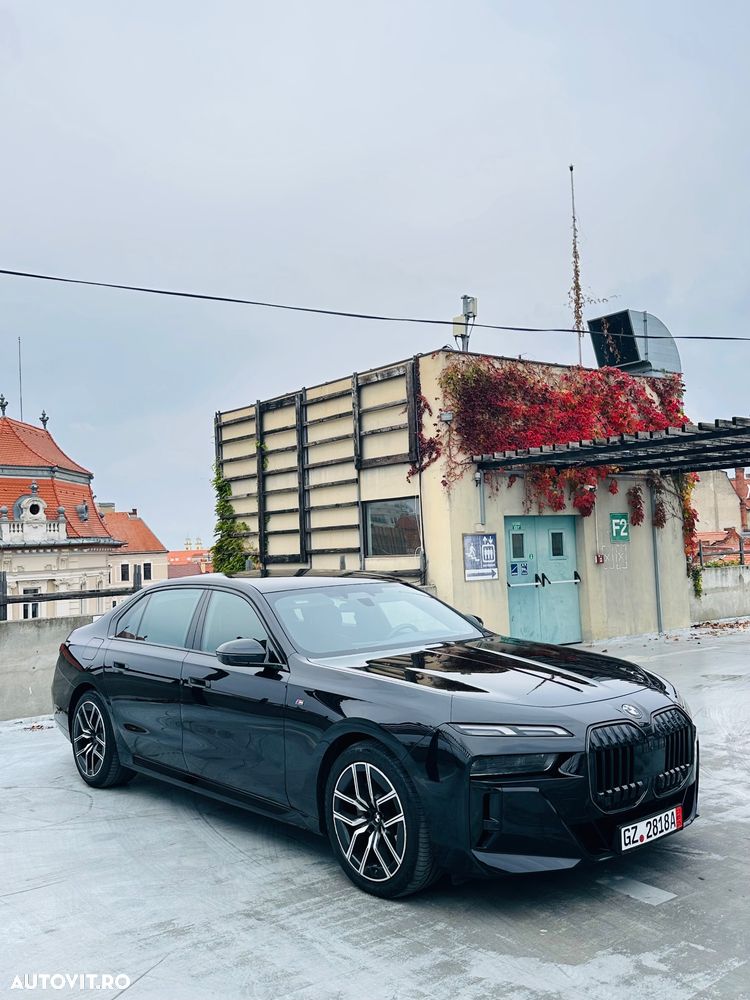 BMW Seria 7 - 26