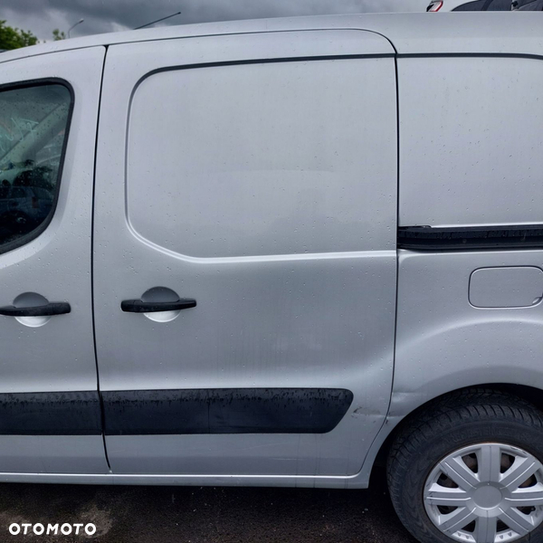 PEUGEOT PARTNER II  08-012  drzwi lewe tył przesuwane EZRC