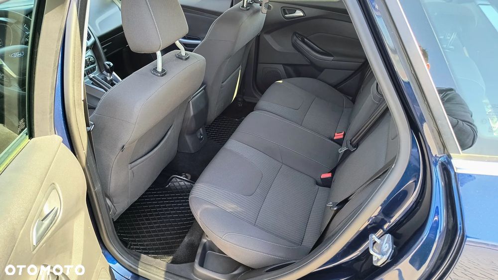 Ford Focus - 12
