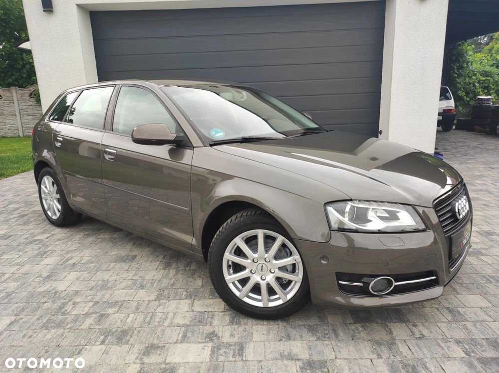 Audi A3 Sportback - 15