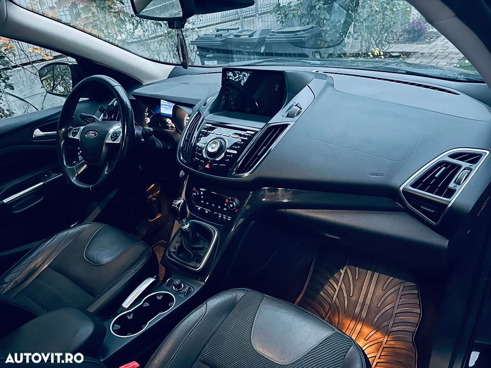 Ford Kuga 2.0 TDCi 4WD Titanium - 6