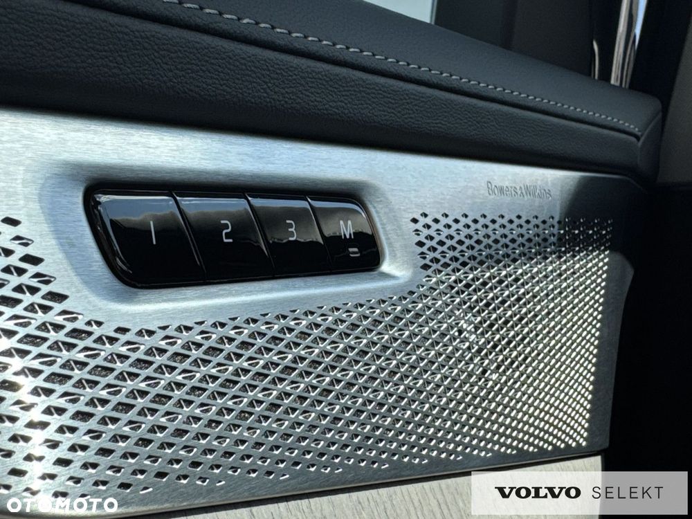 Volvo XC 90 - 26