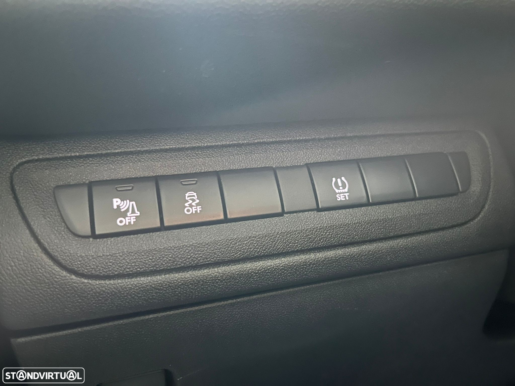 Peugeot 208 1.2 PureTech Active - 19