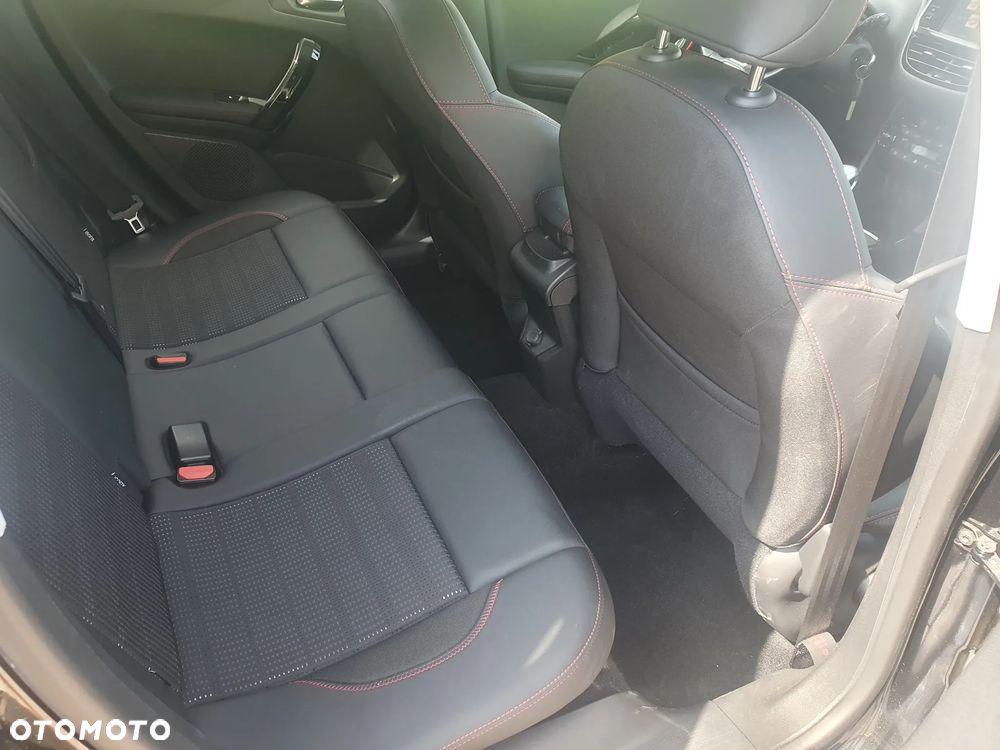 Peugeot 2008 PureTech 110 Stop&Start GT-Line Edition - 10