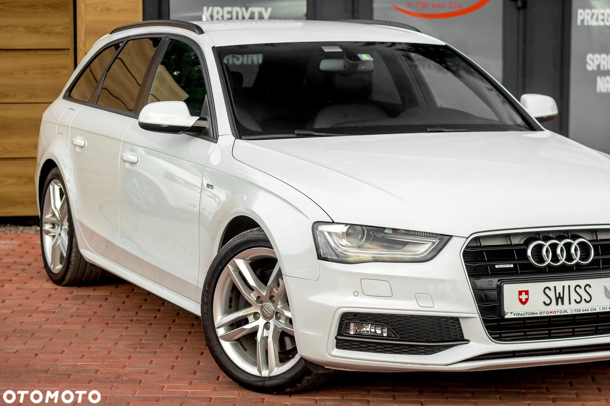 Audi A4 Avant 2.0 TFSI quattro S tronic S line Sportpaket - 2