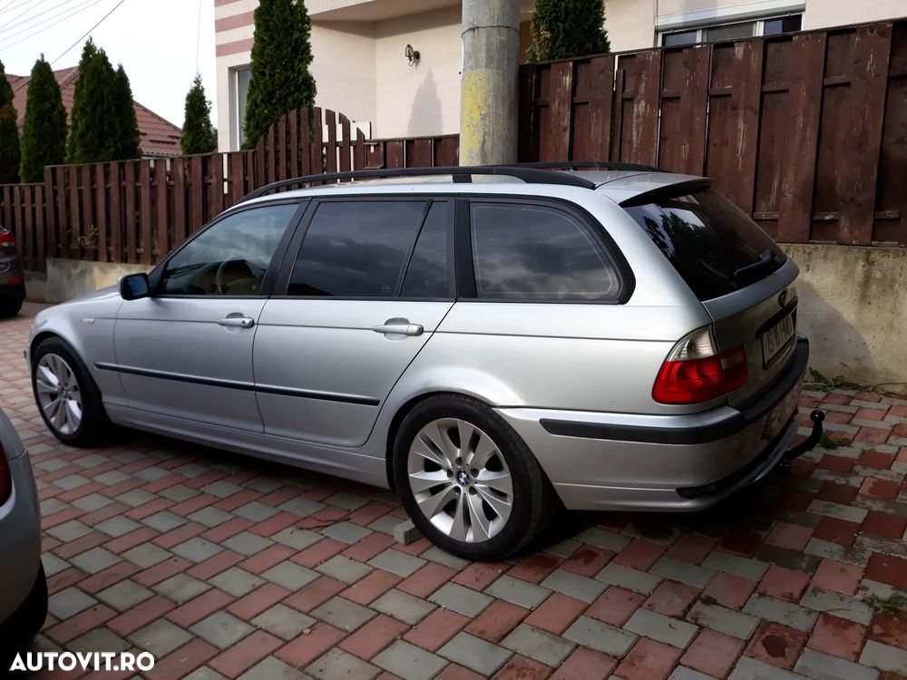 BMW 3 Series 2004 photo 2