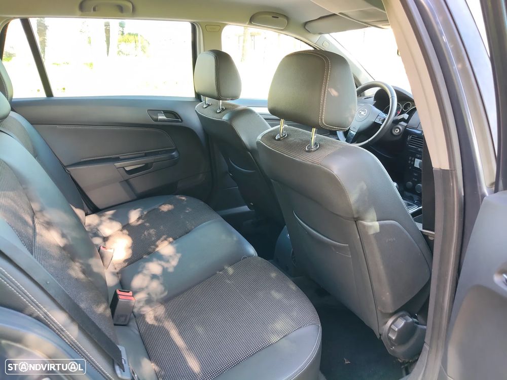 Opel Astra 1.7 CDTI Cosmo - 12