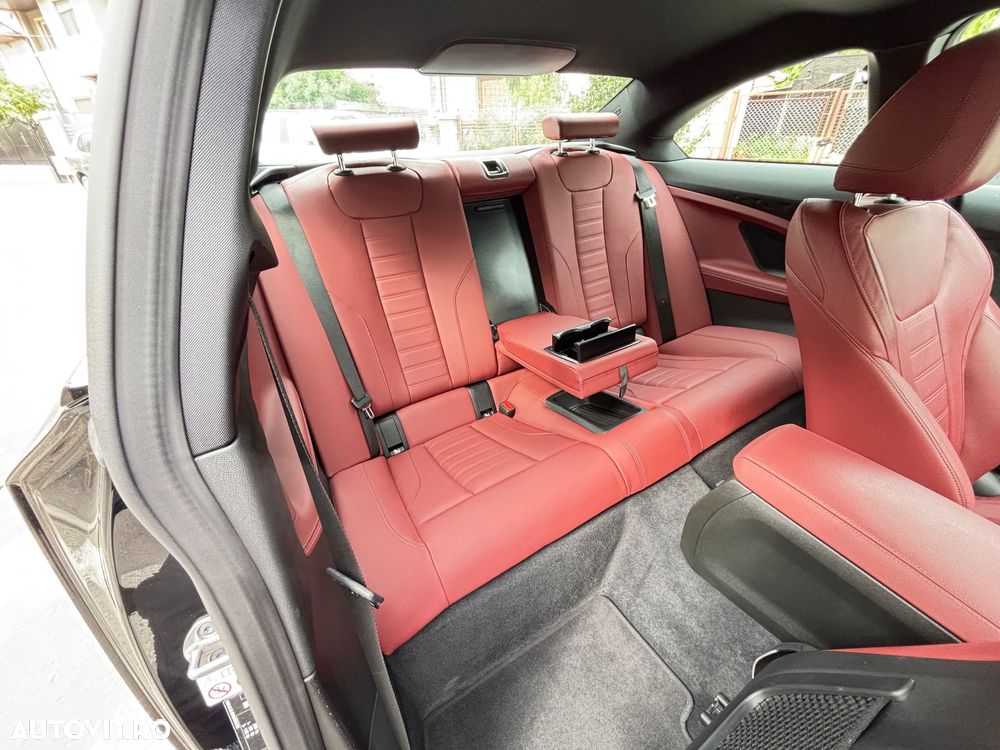 BMW Seria 2 220i AT M Sport - 13