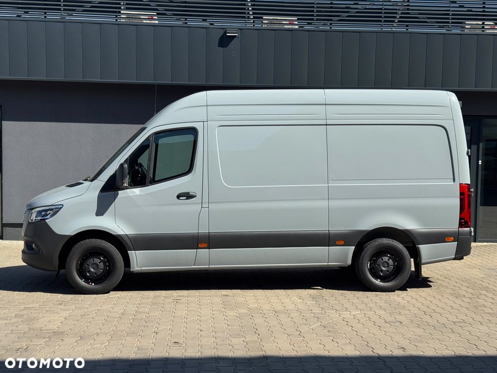 Mercedes-Benz Sprinter - 9