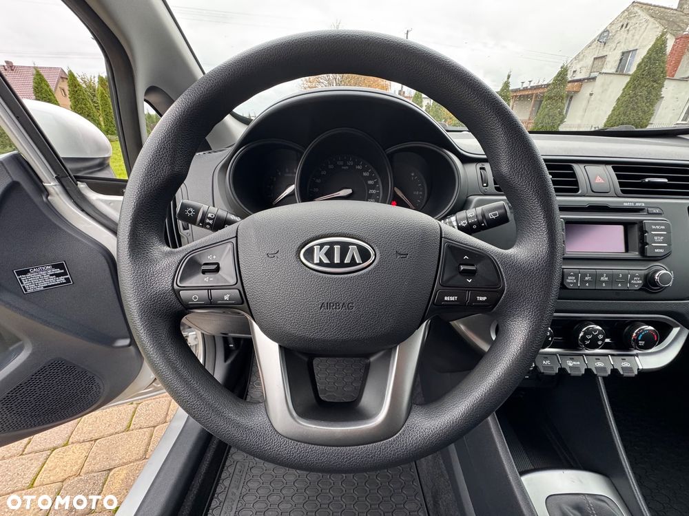 Kia Rio 1.1 crdi M - 17