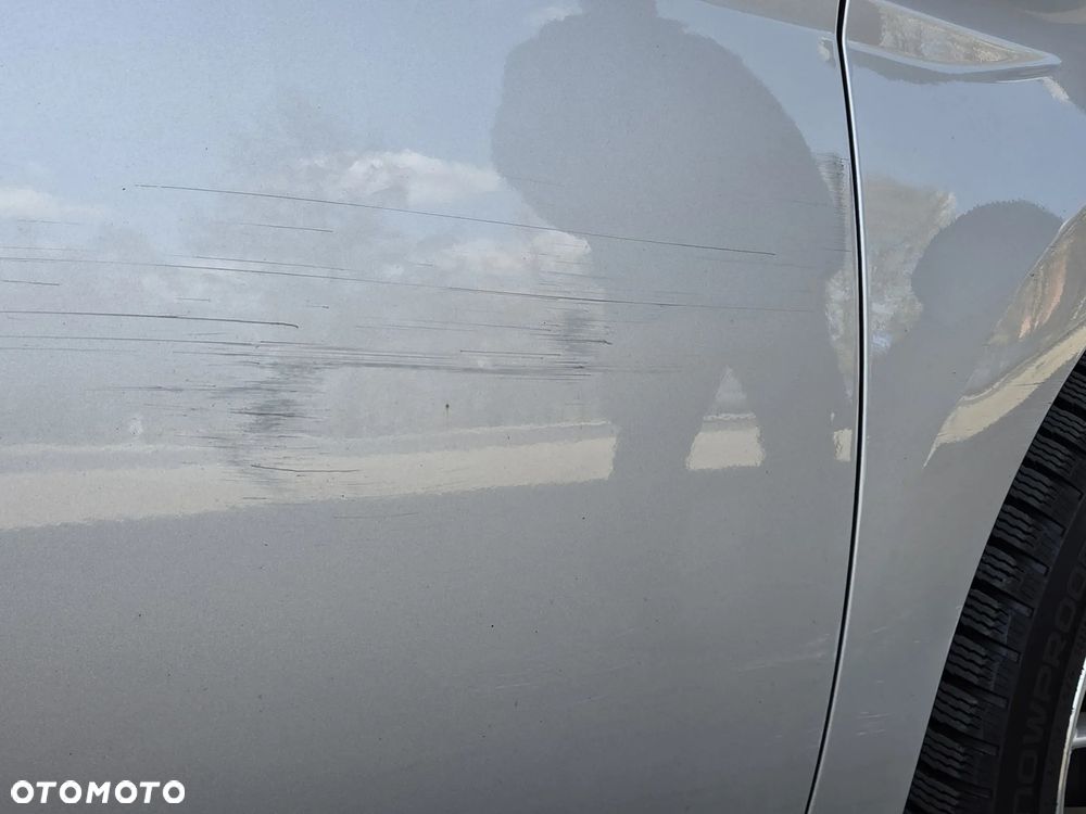 Toyota Camry 2.5 Hybrid Executive CVT - 19