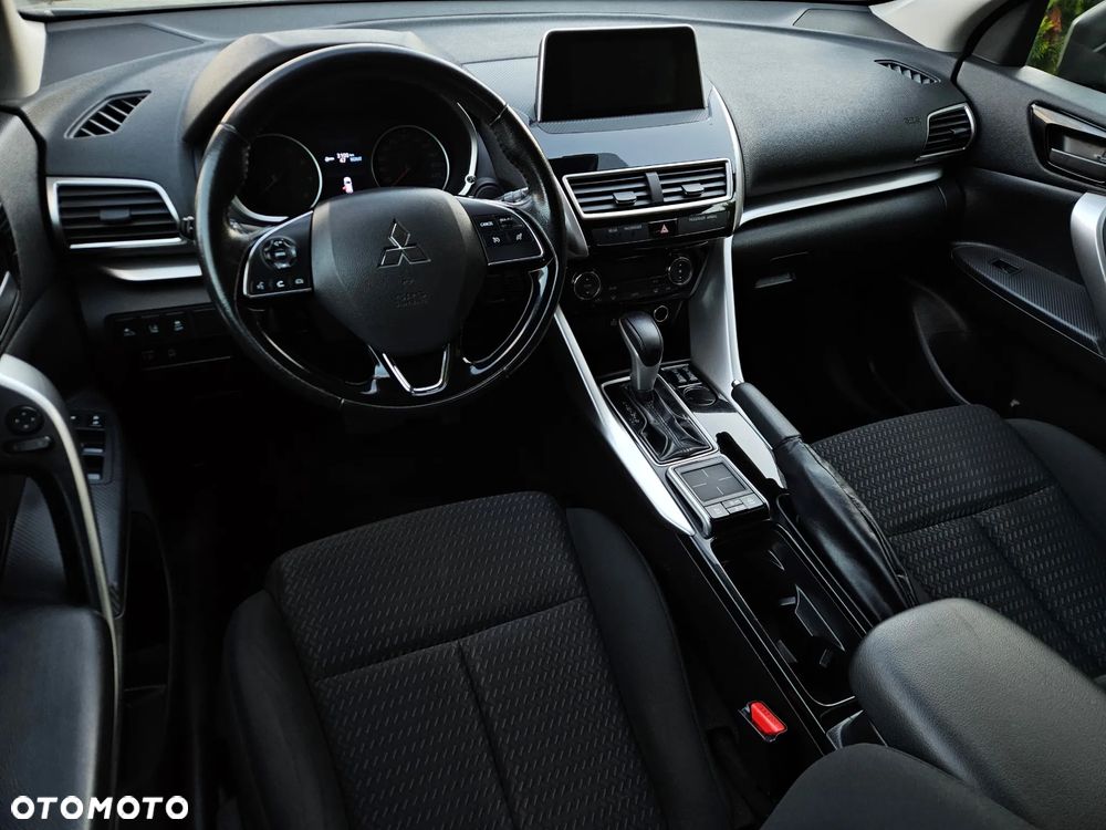Mitsubishi Eclipse Cross 1.5 T-MIVEC (ClearTec) CVT 2WD Active - 25