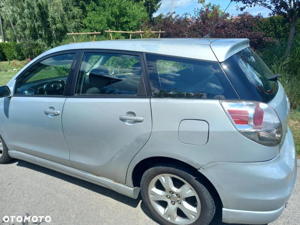 Toyota Matrix 1.8 - 5