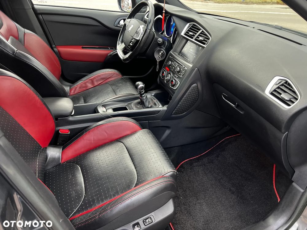 Citroën DS4 2.0 BlueHDi SportChic S&S - 36
