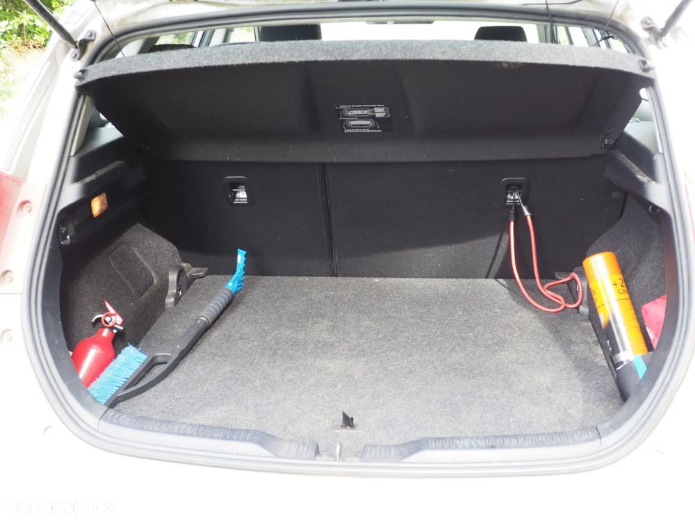 Toyota Auris - 9