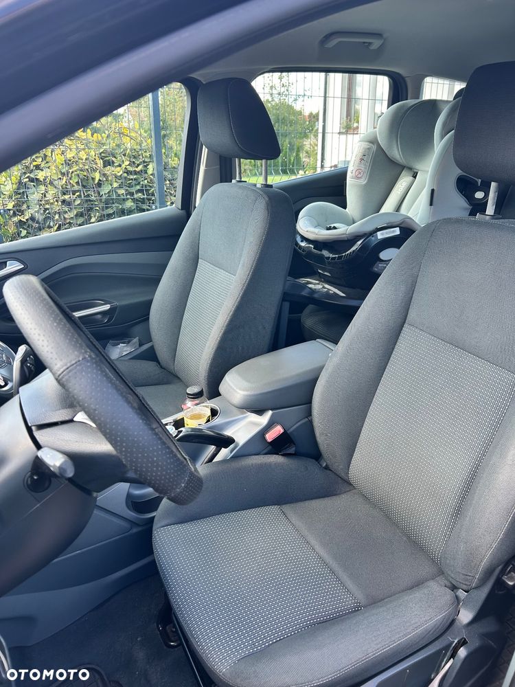 Ford C-MAX - 12