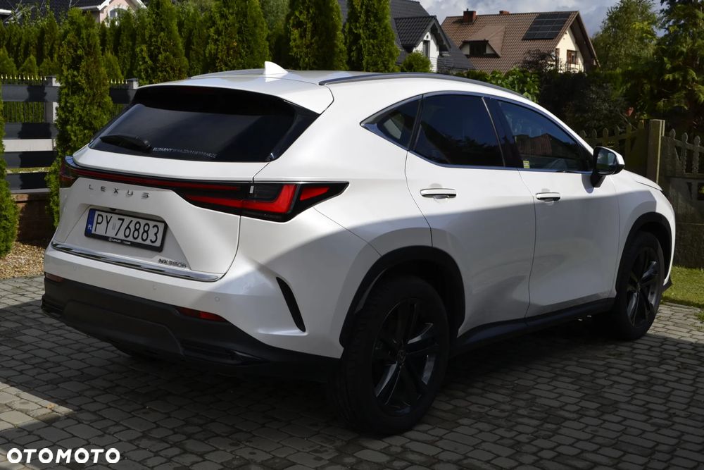 Lexus NX 350h Business AWD - 16