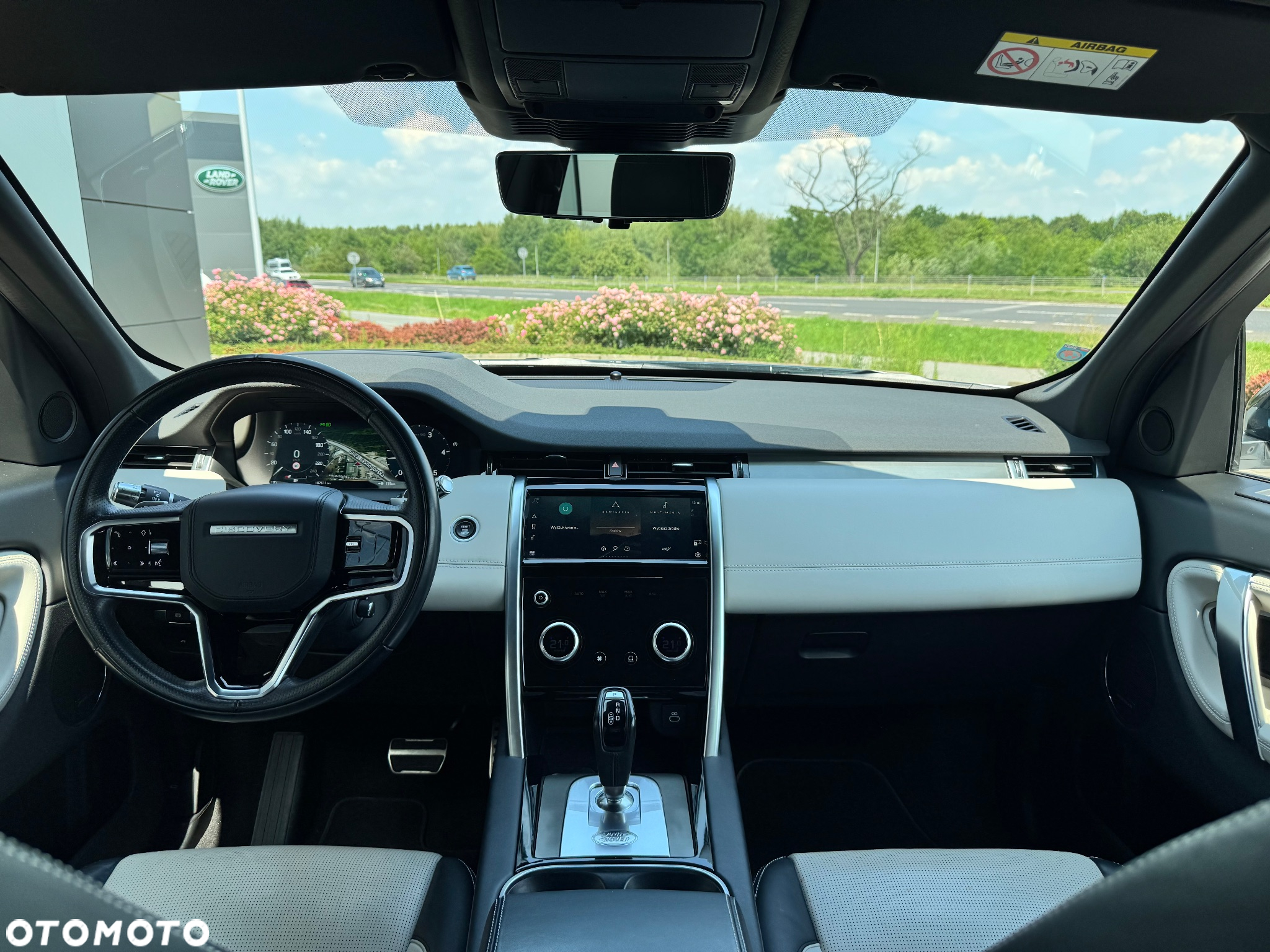 Land Rover Discovery Sport - 15