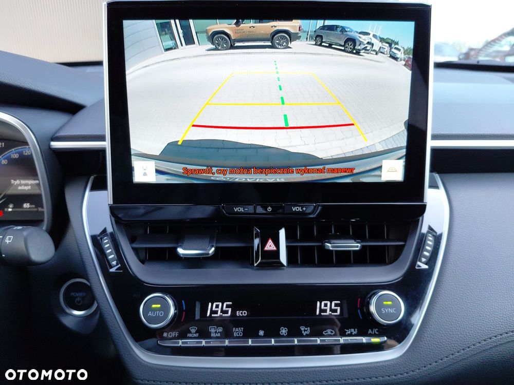 Toyota Corolla Cross 2.0 Hybrid Style - 18